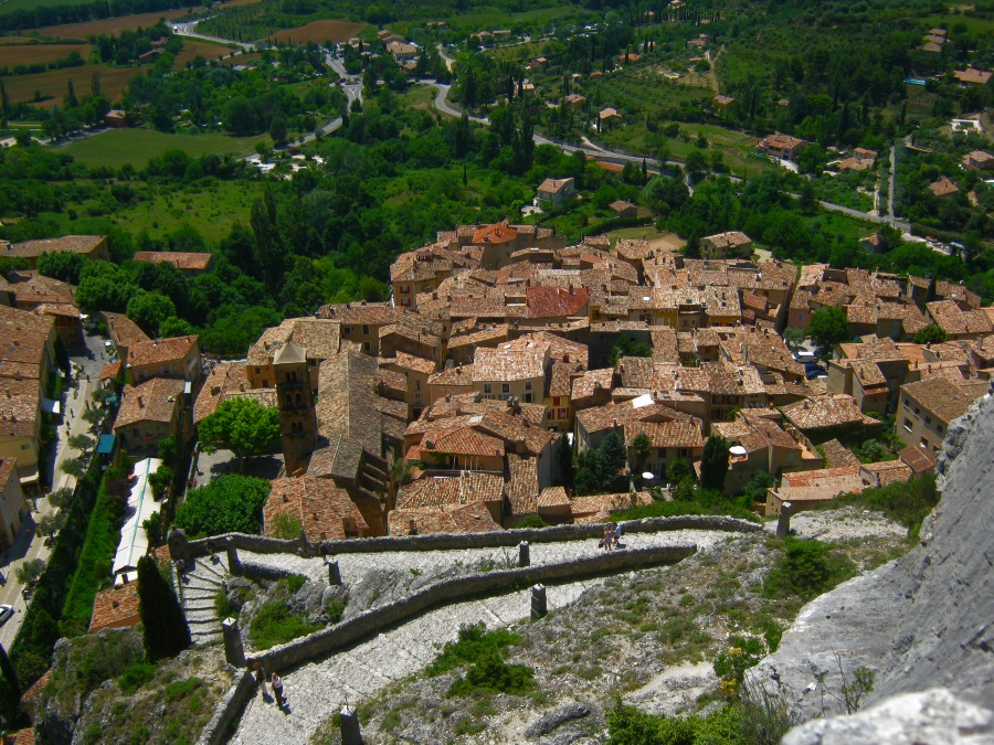 13StrechyMoustiers.JPG, 341kB