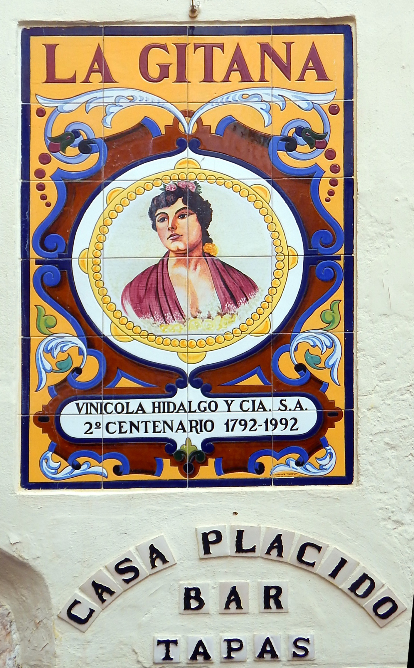 AzulejlosSevila.jpg, 1,2MB