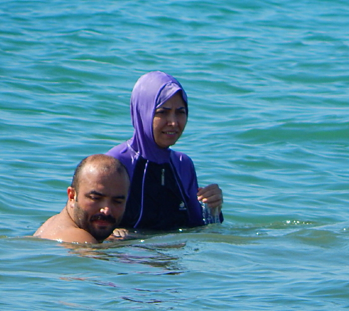 Lide_0019.jpg, 491kB