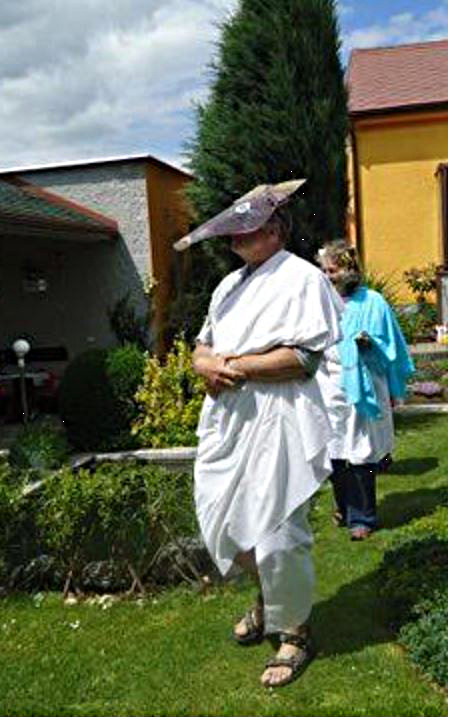 SUN12Obr8.jpg, 108kB